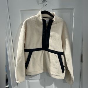 Peloton Sherpa jacket size medium